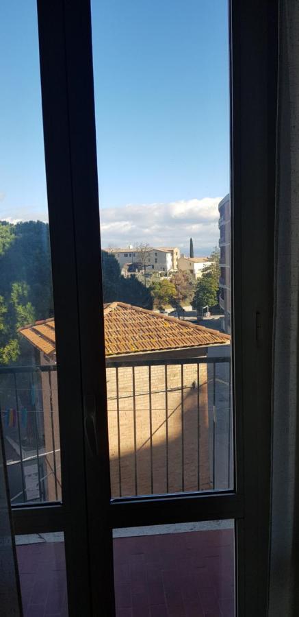 Vicino Di Centro E Universita Stanza Con Balcone Perugia Exterior foto